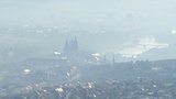 Česko dusí kvůli vedrům smog. Zlepšení má přijít s ochlazením