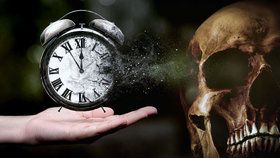 Vědci sestavují „hodiny“ smrti: Prozradím datum vašeho úmrtí