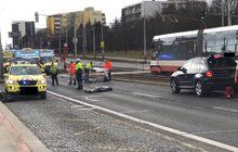 Děsivá nehoda na přechodu v Praze-Hostivaři: Čtyři chodce smetlo auto!...dva náraz nepřežili