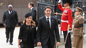 Pohřeb královny Alžběty II.: Zármutek Justina Trudeoua