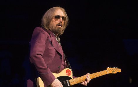 Tom Petty (†66)