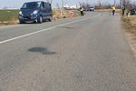 Smrtelná nehoda motorkáře mezi Lužicemi a Mikulčicemi na Hodonínsku.