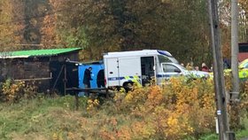 Po střelbě ve Smržovce dva mrtví a jeden zraněný, podezřelého policie zadržela