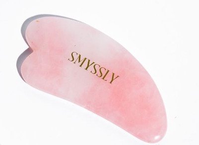 Masážní kámen Gua Sha, Smyssly, 790 Kč, koupíte na www.smyssly.com