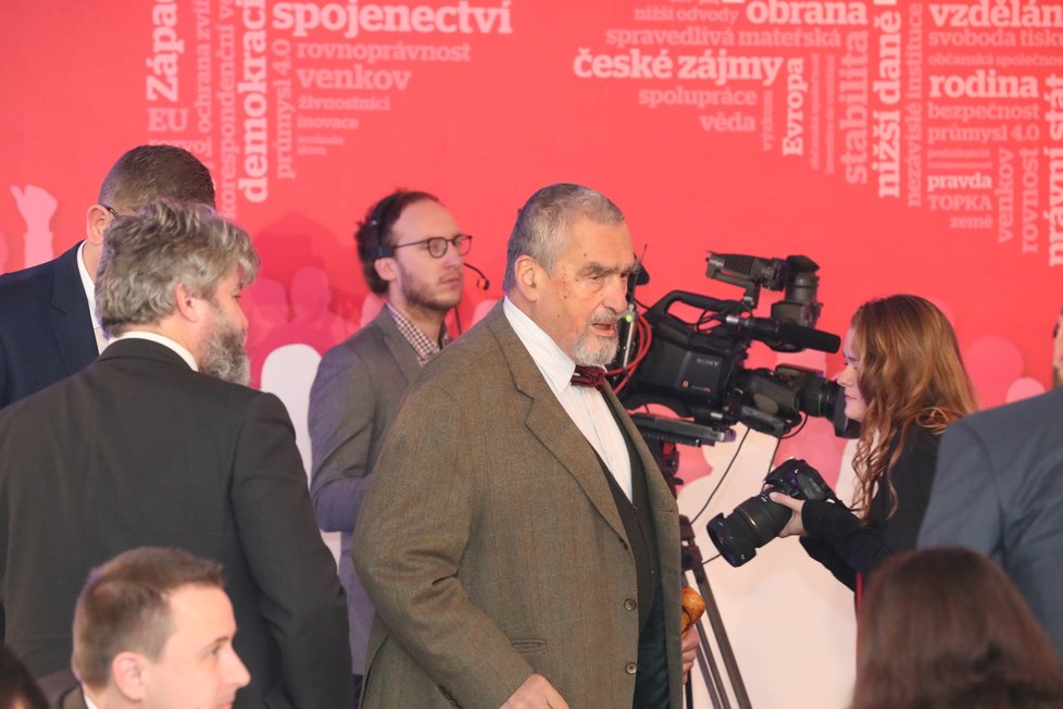 Karel Schwarzenberg jako čestný předseda TOP 09