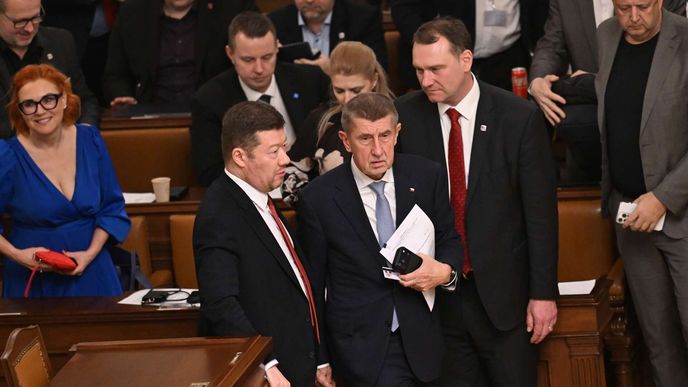 Sněmovna nevydala Babiše ani Okamuru k trestnímu stíhání. Sněmovna nevydala Babiše ani Okamuru k trestnímu stíhání.