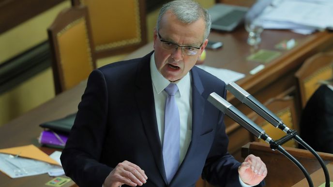 Schůze Sněmovny: Miroslav Kalousek (TOP 09) řeční (6. 11. 2019)