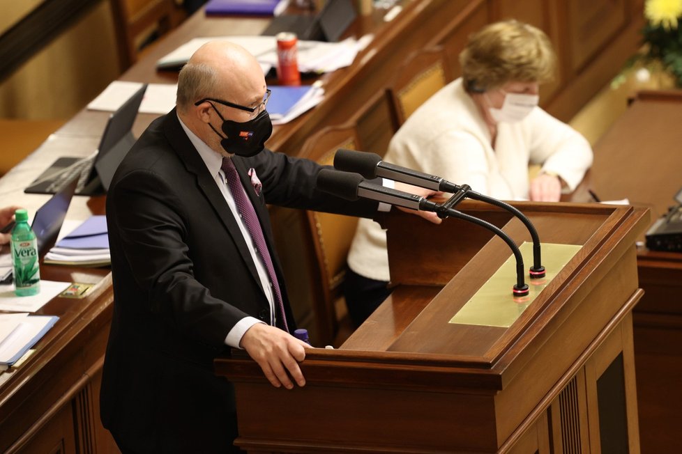 Sněmovna hlasuje o důvěře: Ministr zdravotnictví Vlastimil Válek (TOP). (12.1.2022)