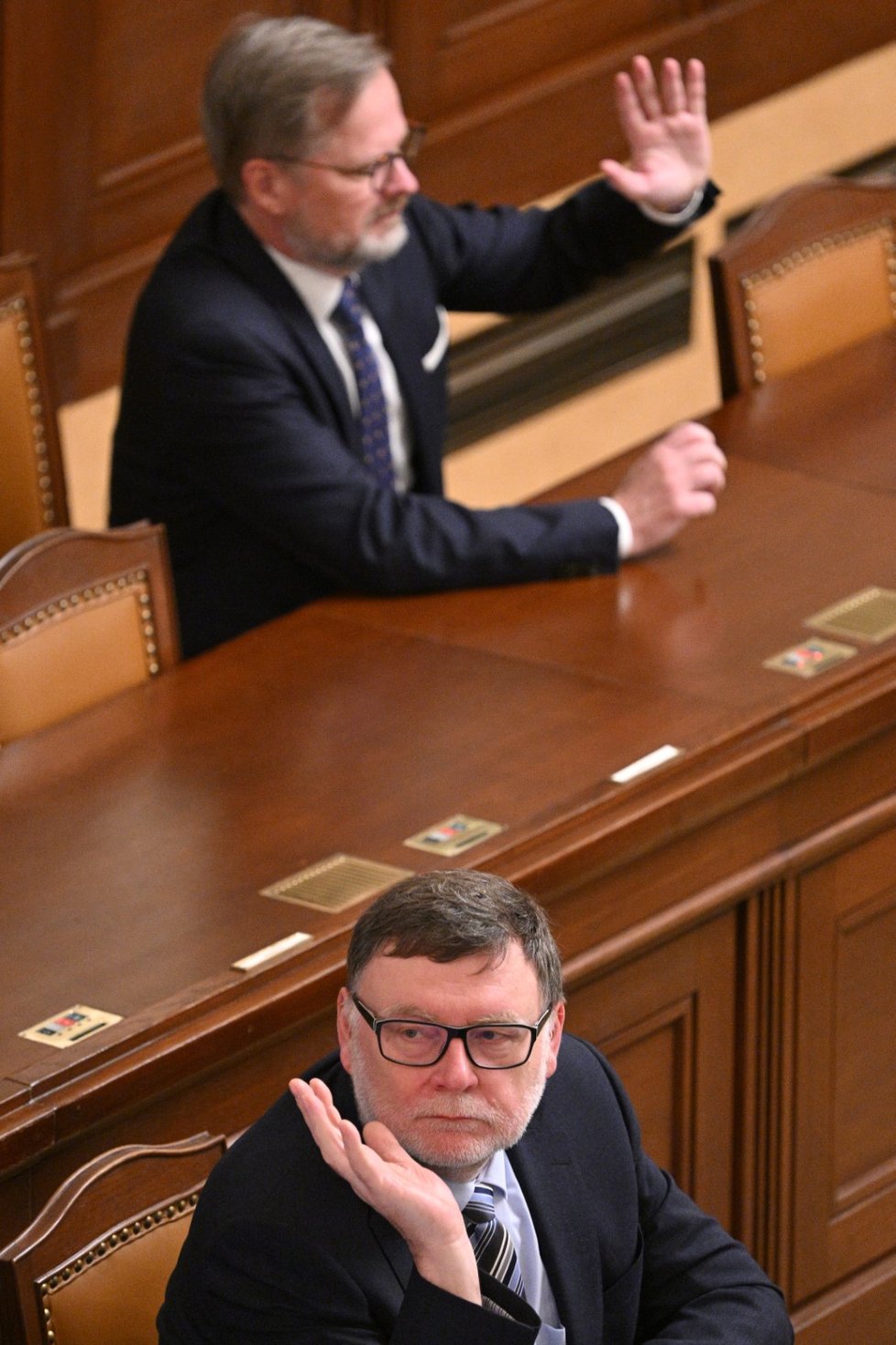 Poslanci rozhodnou o zrušení EET. Premiér Petr Fiala a ministr Financí Zbyněk Stanjura (ODS)