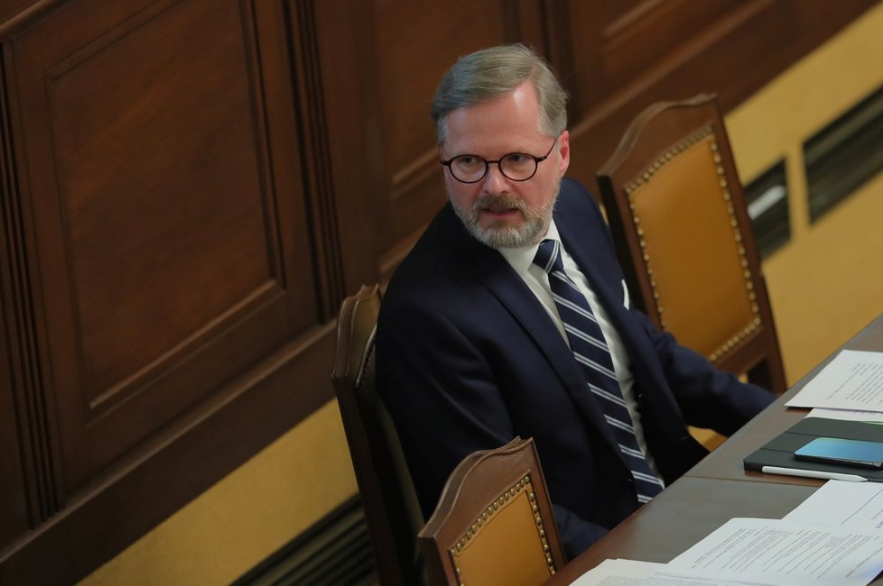 Jednání Sněmovny o prodloužení nouzového stavu: Premiér Petr Fiala (ODS) (19.5.2022)