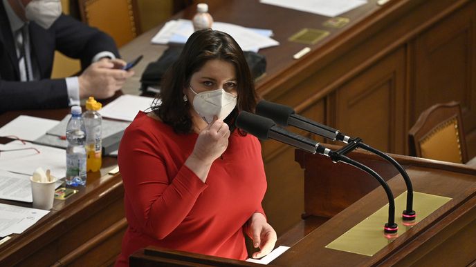 Sněmovna o nouzovém stavu: Jana Maláčová hájila izolačku (11.2.2021)