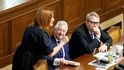 Jednání Sněmovny o nedůvěře vládě: Jaromír Zůna (za SPD) s Alenou Schillerovou (ANO) (29.9.2026) Jednání Sněmovny o nedůvěře vládě: Jaromír Zůna (za SPD) s Alenou Schillerovou (ANO) (29.9.2026)