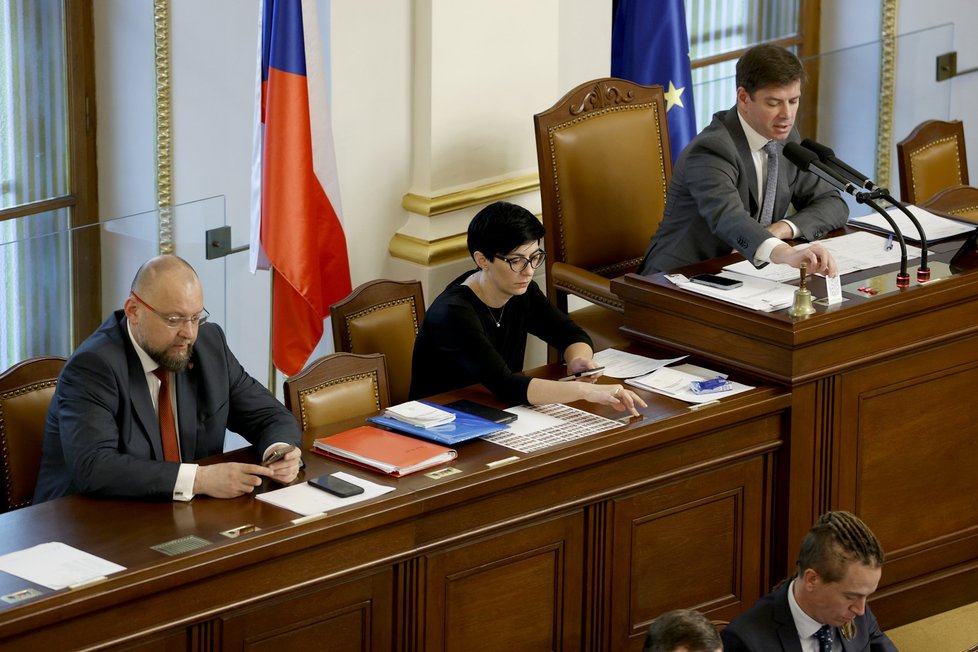 Mimořádné jednání Sněmovny: Místopředsedové Sněmovny a šéfka dolní komory Markéta Pekarová Adamová (TOP 09) (4. 5. 2022)