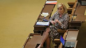 Jednání Sněmovny o prodloužení nouzového stavu: Předsedkyně poslaneckého klubu ANO Alena Schillerová (19. 5. 2022)
