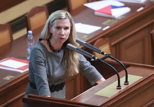 Exministryně Kateřina Valachová (ČSSD) dál prosazuje obědy zdarma pro školáky, tentokrát s dietou