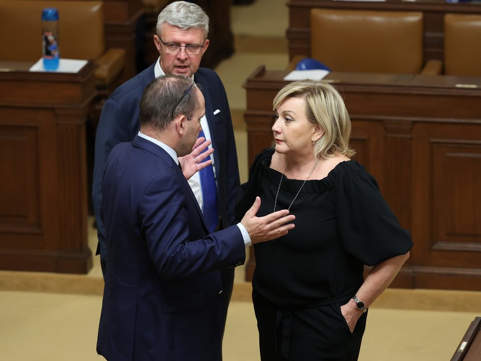 Noční jednání Sněmovny o nedůvěře vládě: Alena Schillerová (2.9.2022)
