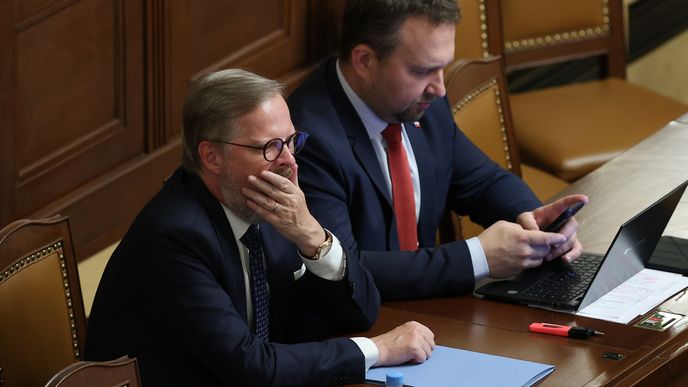 Sněmovna o nedůvěře vládě: Petr Fiala a Marian Jurečka (1.9.2022) - ilustrační snímek