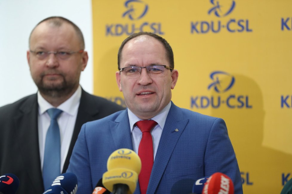 Marek Výborný a Šárka Jelínková (oba KDU-ČSL) na první jednání Sněmovny v roce 2020  (21.1.2020)