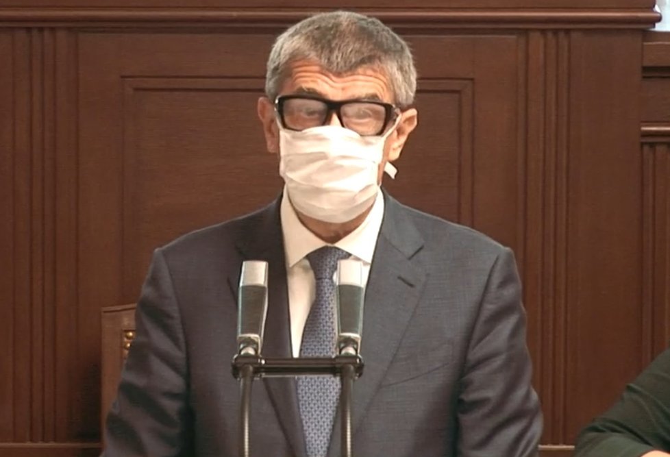 Sněmovna o koronaviru: Andrej Babiš při projevu