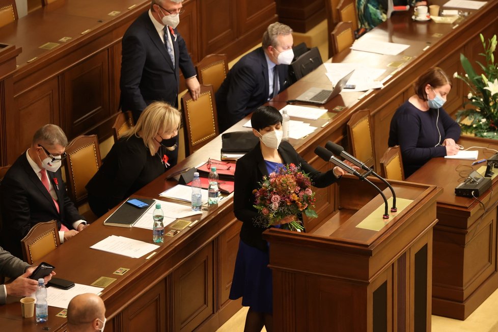 Merkéta Pekarová Adamová byla zvolena novou předsedkyní Poslanecké sněmovny. (10.11.2021)