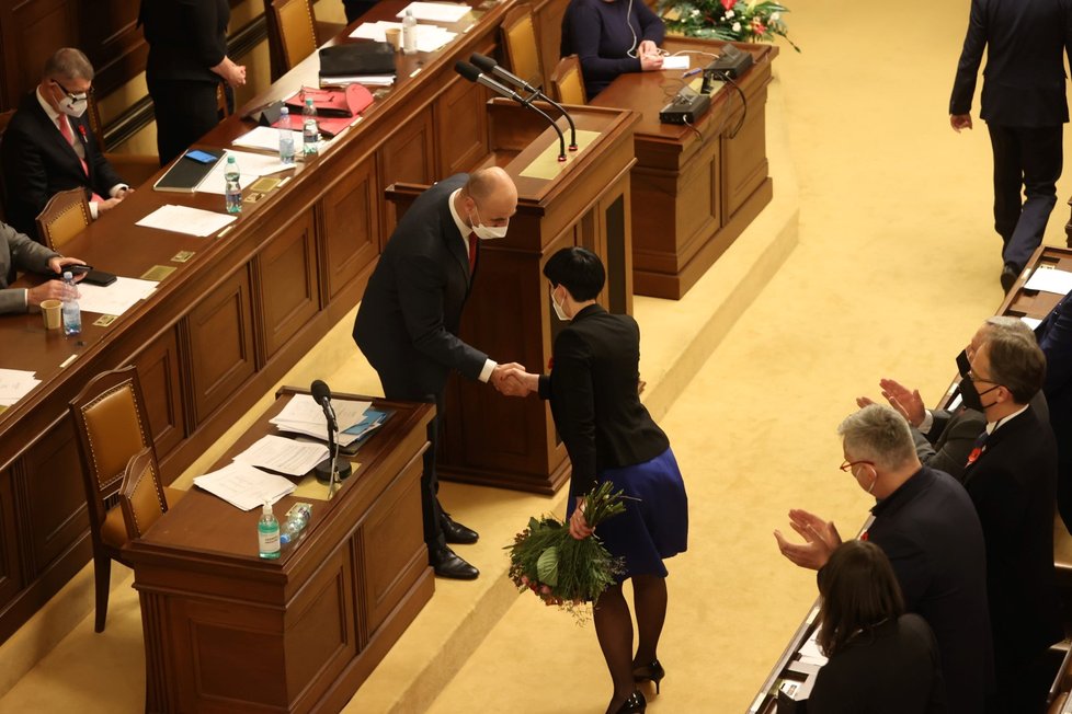 Merkéta Pekarová Adamová byla zvolena novou předsedkyní Poslanecké sněmovny. (10.11.2021)