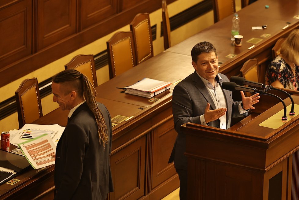 Jednání Sněmovny: Patrik Nacher (ANO) a Ivan Bartoš (Piráti) (červenec 2023)