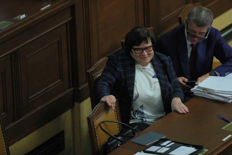 Ministryně spravedlnosti Marie Benešová (za ANO) v Poslanecké sněmovně na prvním jednání po vládních prázdninách (10. 9. 2019).