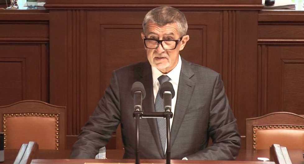 Premiér Andrej Babiš (ANO) vystoupil ve Sněmovně před schvalováním návrhu na zvýšení letošního schodku státního rozpočtu na rekordních 500 miliard korun (8. 7. 2020)