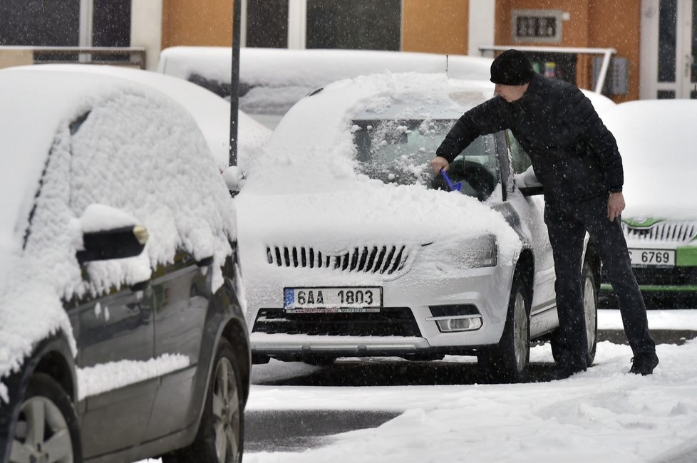 Husté sněžení v Česku (4.12.2021)