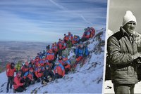 Horští záchranáři Štefan a Jan zemřeli na Sněžce: Kolegové uspořádali krásnou vzpomínku