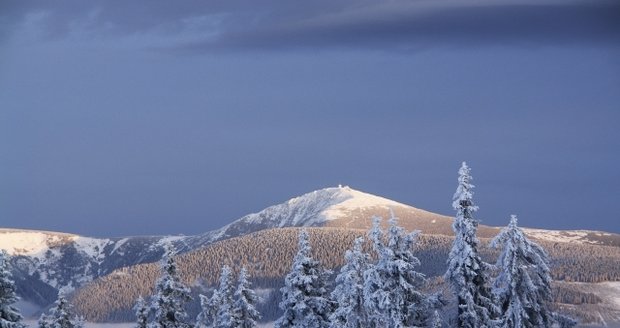 Lanovka na Sněžku je opět v provozu, ale až nahoru vás nevyveze