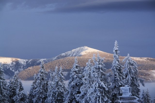 Lanovka na Sněžku je opět v provozu, ale až nahoru vás nevyveze.