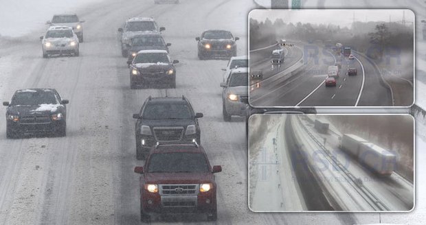 Sněhová kalamita na dálnicích: Řidiči mají problémy na D6, D7 i kolem Prahy