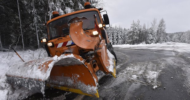 Pro kamiony se od 08:00 uzavře silnice do Polska přes Harrachov.