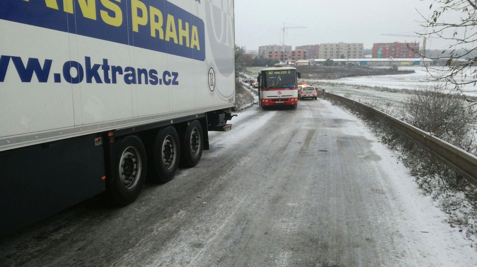 Dopravní situace v Chrášťanech.