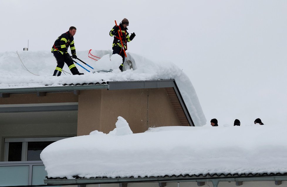Za sníh na střeše je zodpovědný majitel