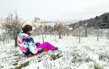 PŘEDPOVĚĎ POČASÍ: Česko přikryl sníh a potrápila ledovka...