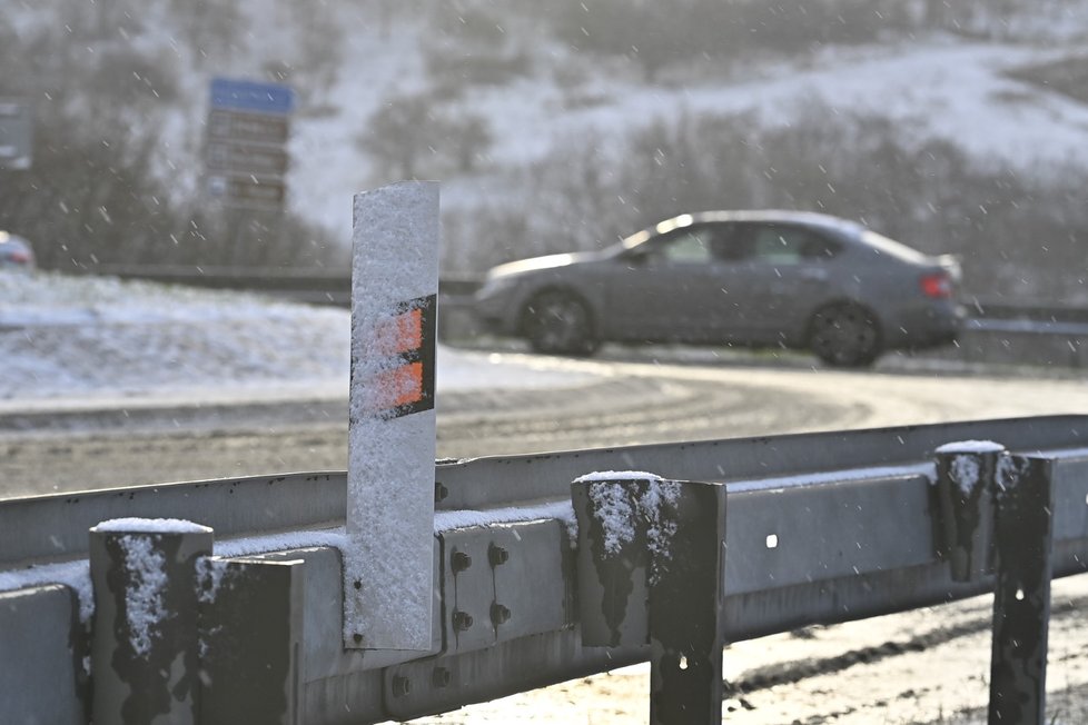 Do Česka se v noci na 28. března vrátil sníh.