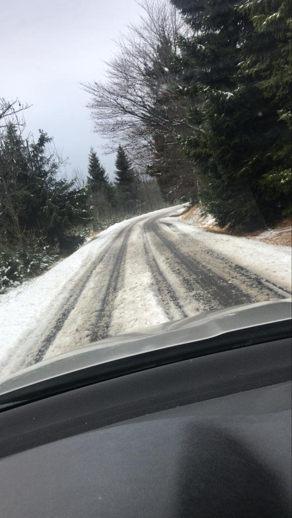 Na konci týdne se bude tvořit náledí, platí výstraha pro řidiče, sledujte radar Blesku