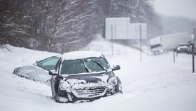 Hned několik amerických metropolí bojuje s přívaly sněhu