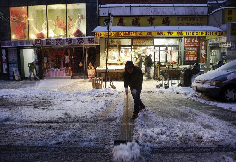 Sníh v čínské čtvrti v New Yorku