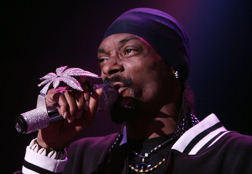 Raper Snoop Dogg