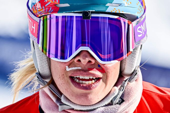 Klíčové závody Evy s knírkem: Medaile, tanečky, finty, pády i návrat po zlomenině Klíčové závody Evy s knírkem: Medaile, tanečky, finty, pády i návrat po zlomenině