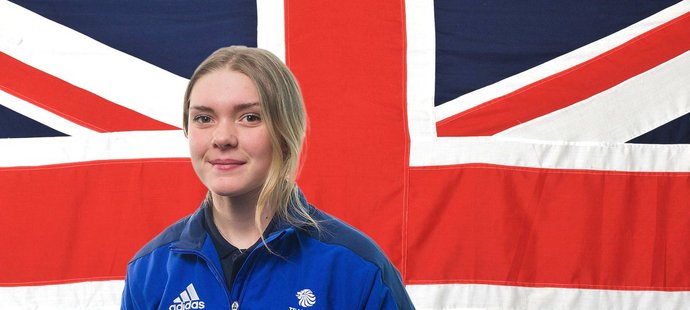 Život britské snowboardistky Ellie Soutterové tragicky skončil v den jejích 18. narozenin