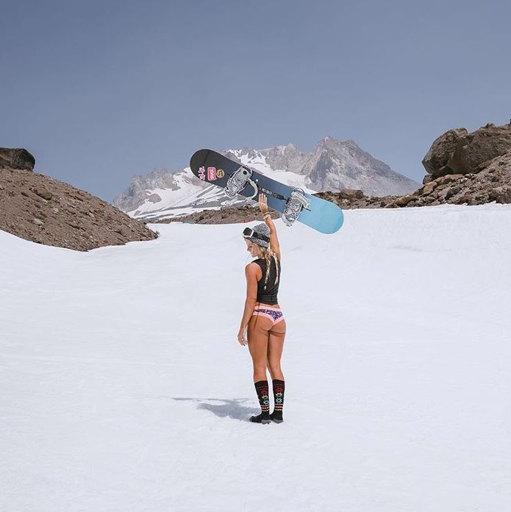 Americká snowboardová hvězda Hannah Teterová.