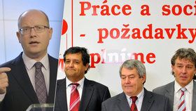 Premiér Bohuslav Sobotka (ČSSD) a vedení KSČM v čele s předsedou Vojtěchem Filipem (druhý zprava)