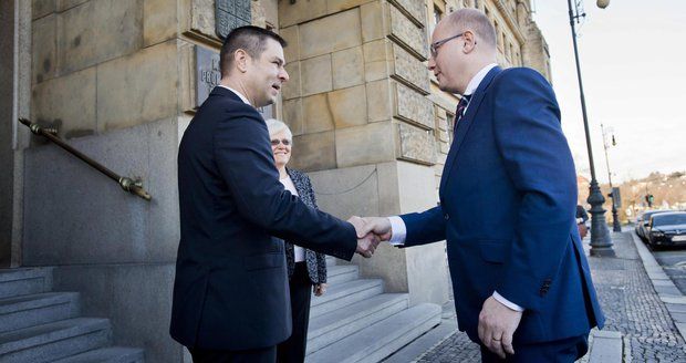 Sobotka chce za ministra průmyslu Havlíčka. Pravou ruku Mládka navrhl Zemanovi