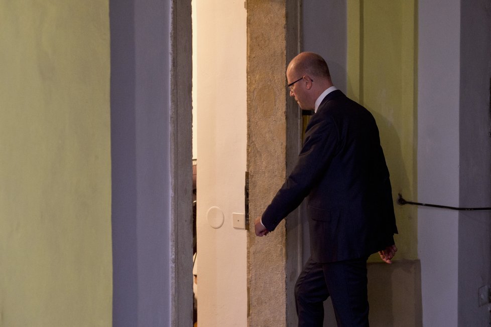 Premiér Bohuslav Sobotka vypovídal 15. srpna v Praze před sněmovní vyšetřovací komisí k únikům informací z vyšetřovacích spisů.