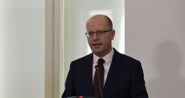 Příští vláda by měla bojovat se suchem a zlepšit pozici Česka v EU, radí Sobotka