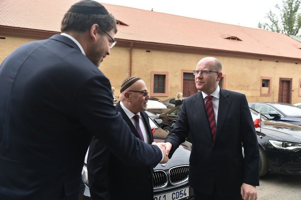 Bohuslav Sobotka na návštěvě Terezína